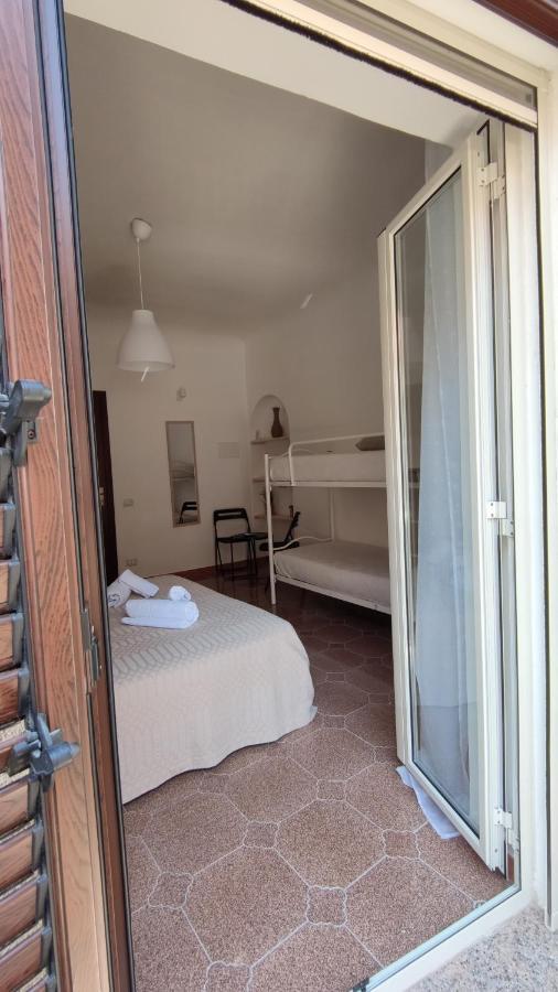 Casa Vacanze U Curtigghiu Cefalu Luaran gambar