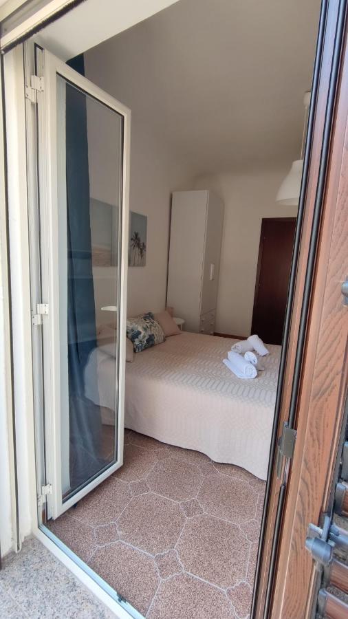 Casa Vacanze U Curtigghiu Cefalu Luaran gambar