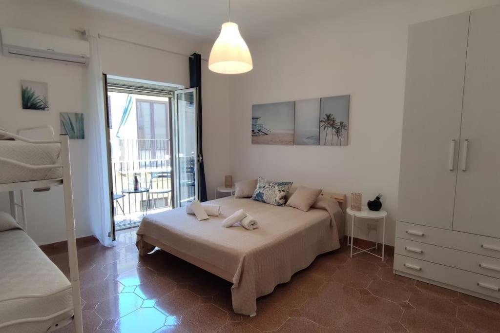 Casa Vacanze U Curtigghiu Cefalu Luaran gambar