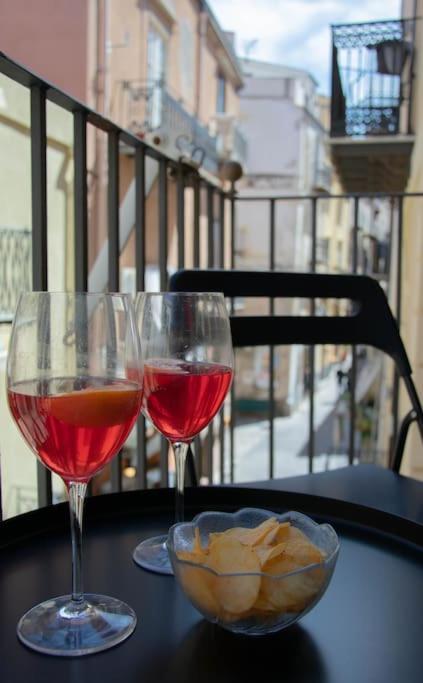 Casa Vacanze U Curtigghiu Cefalu Luaran gambar