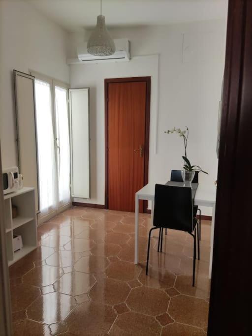 Casa Vacanze U Curtigghiu Cefalu Luaran gambar